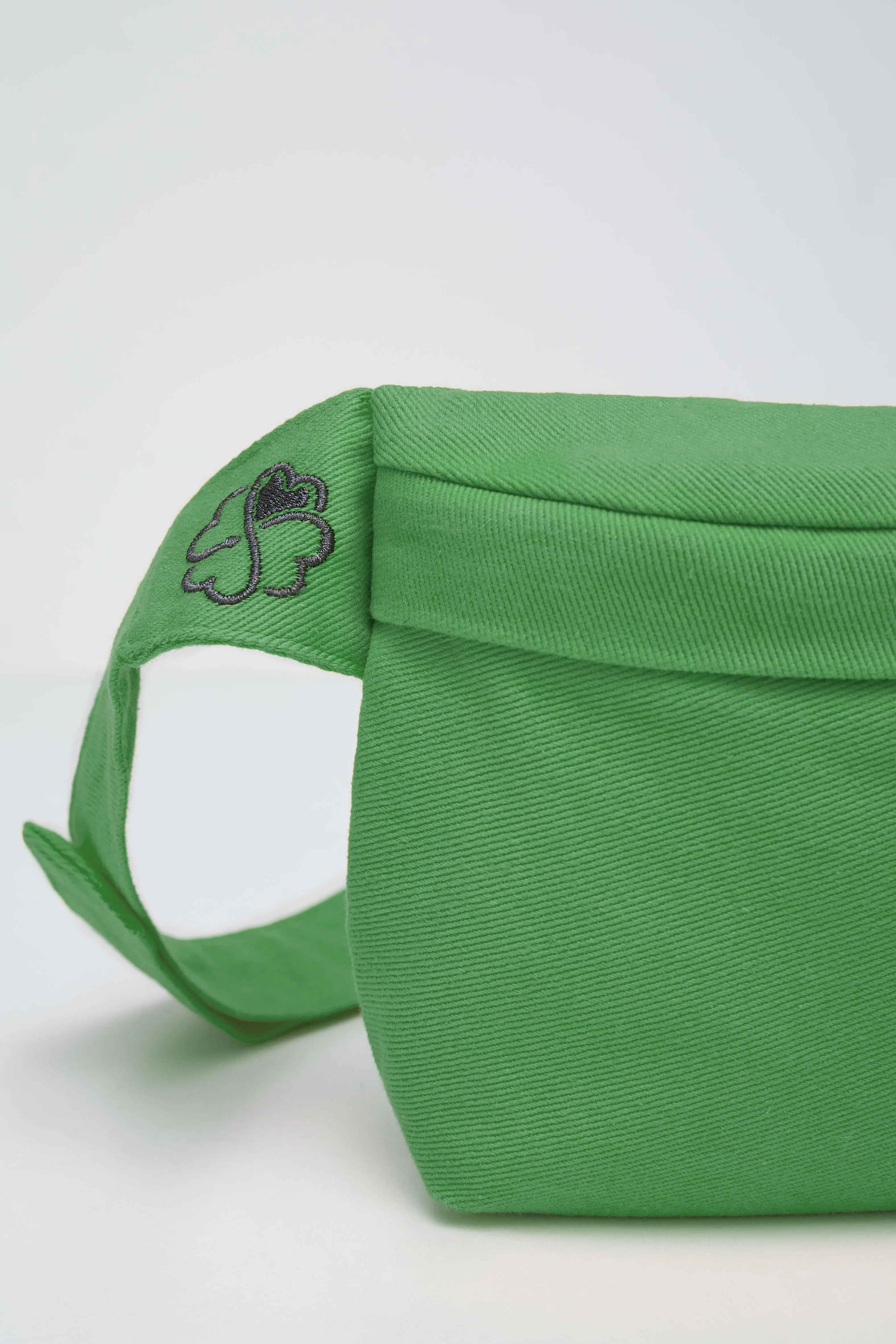 100% Recycled Fanny Bag Green