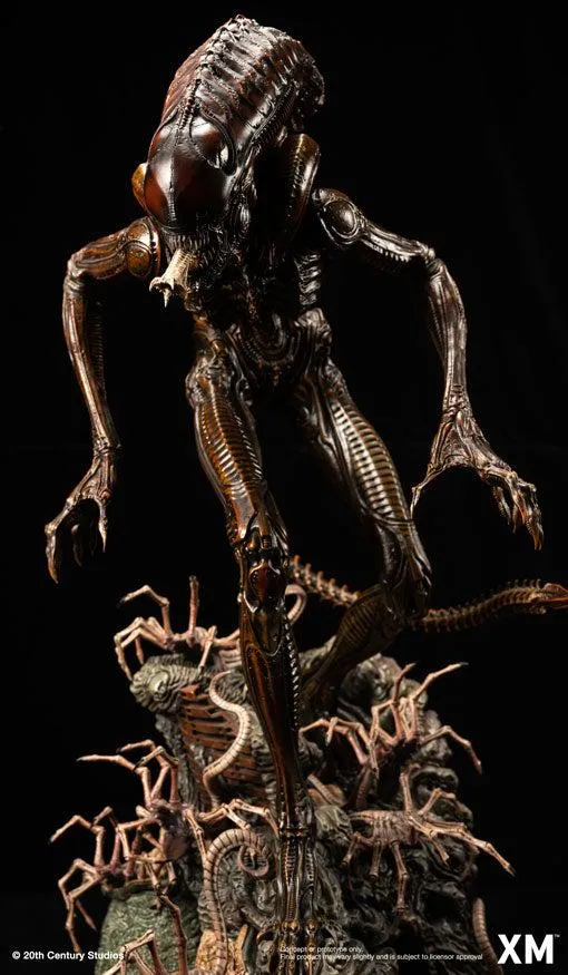 Alien Hive Warrior 1/3 Scale Premium Statue