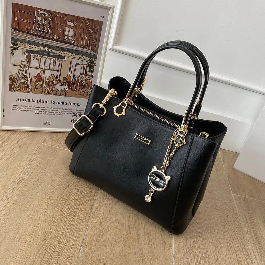 En-ji Hyoju Handbag - Black