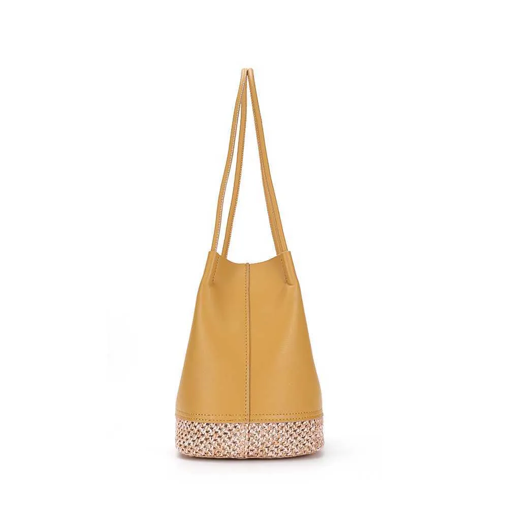 Mia Shoulder Bag